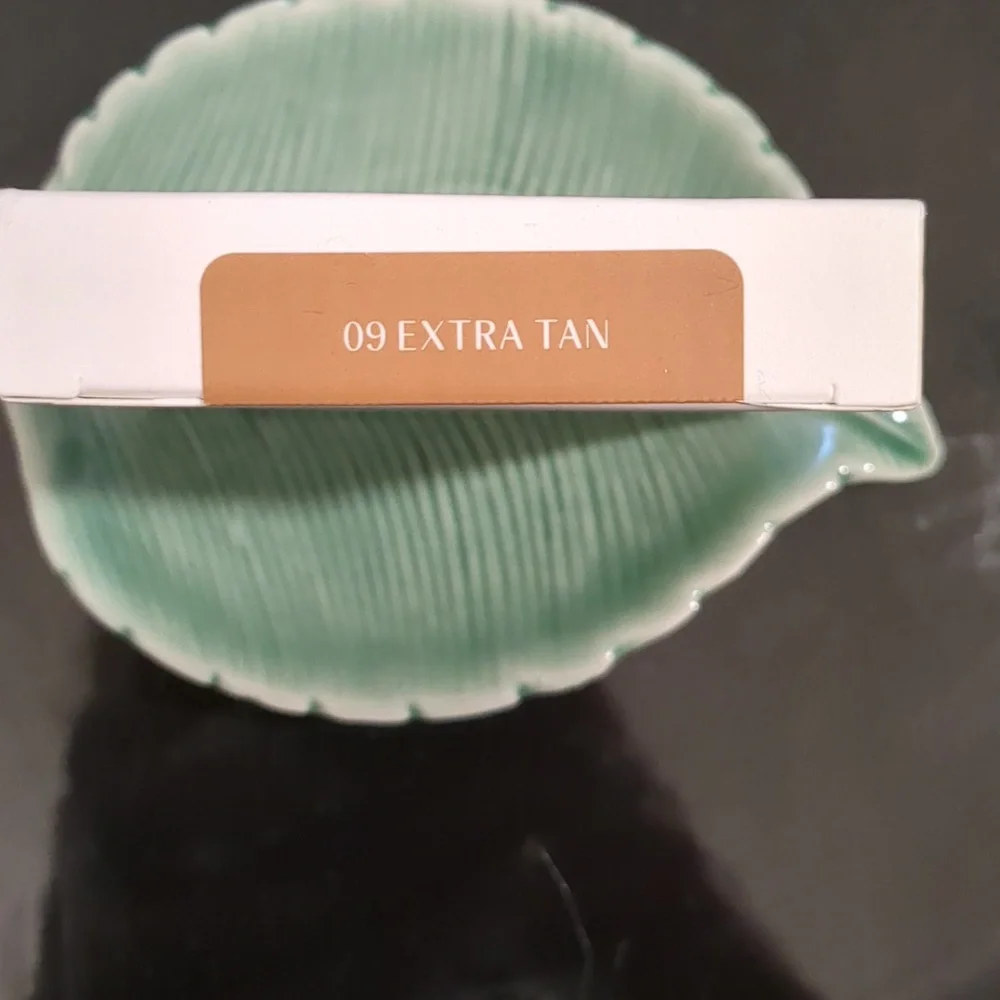Pressed Powder Compact
